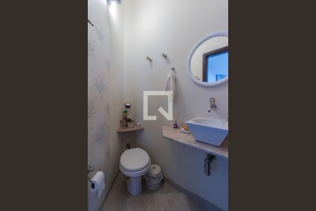 Casa para alugar com 500m², 4 quartos e 6 vagas Casa para alugar com 500m², 4 quartos e 6 vagasLavabo