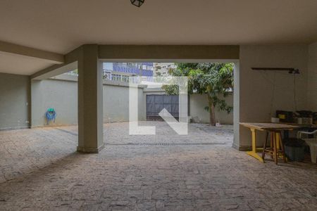 Casa para alugar com 500m², 4 quartos e 6 vagas Casa para alugar com 500m², 4 quartos e 6 vagasGaragem