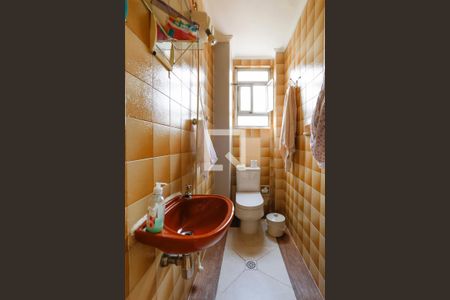 Apartamento à venda com 167m², 3 quartos e sem vagaBanheiro de Serviço