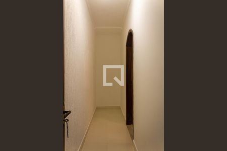 Corredor de casa para alugar com 1 quarto, 50m² em Campo Grande, São Paulo