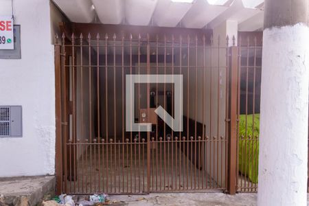 Casa para alugar com 36m², 1 quarto e sem vaga Casa para alugar com 36m², 1 quarto e sem vagaFachada