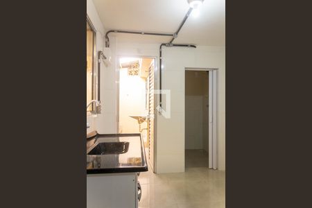 Cozinha de casa para alugar com 1 quarto, 36m² em Campo Grande, São Paulo