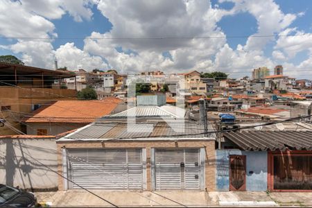 Casa à venda com 80m², 2 quartos e 4 vagas Casa à venda com 80m², 2 quartos e 4 vagasVista da Varanda