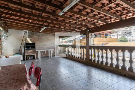 Varanda de casa para alugar com 2 quartos, 80m² em Vila Mangalot, São Paulo