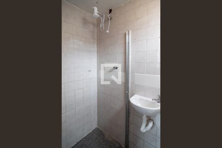 Banheiro de casa para alugar com 1 quarto, 36m² em Campo Grande, São Paulo