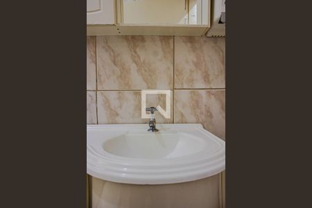 Apartamento à venda com 90m², 2 quartos e 1 vagaBanheiro - Torneira