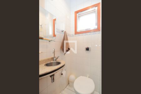 Lavabo de casa de condomínio para alugar com 2 quartos, 130m² em Vila Sao Joao, Guarulhos