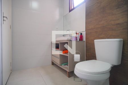 Casa à venda com 290m², 3 quartos e 1 vaga Casa à venda com 290m², 3 quartos e 1 vagaBanheiro