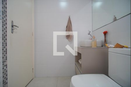 Casa à venda com 290m², 3 quartos e 1 vaga Casa à venda com 290m², 3 quartos e 1 vagaBanheiro da Suíte