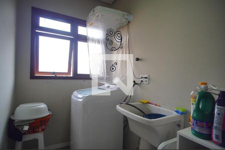 Casa à venda com 290m², 3 quartos e 1 vaga Casa à venda com 290m², 3 quartos e 1 vagaÁrea de Serviço