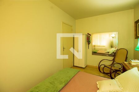 Quarto 1 de apartamento à venda com 3 quartos, 72m² em Cristal, Porto Alegre