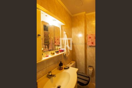 Apartamento à venda com 49m², 2 quartos e sem vaga Apartamento à venda com 49m², 2 quartos e sem vagaBanheiro