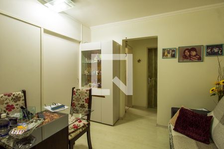 Apartamento à venda com 49m², 2 quartos e sem vaga Apartamento à venda com 49m², 2 quartos e sem vagaSala