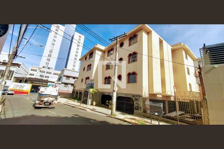 Apartamento à venda com 3 quartos, 73m² em Sagrada Família, Belo Horizonte