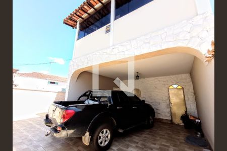 Casa à venda com 300m², 4 quartos e 5 vagas