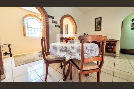 Casa à venda com 400m², 4 quartos e 2 vagas