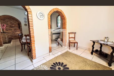 Casa à venda com 400m², 4 quartos e 2 vagas