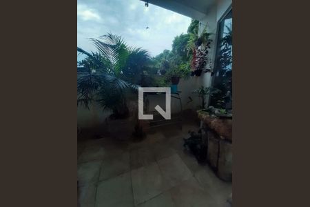 Casa à venda com 360m², 5 quartos e 2 vagas