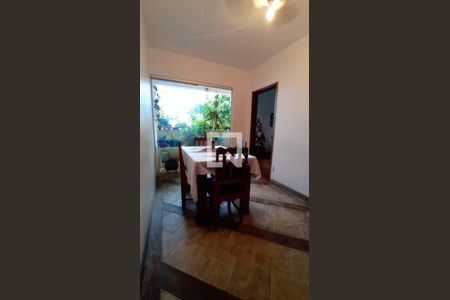 Casa à venda com 360m², 5 quartos e 2 vagas