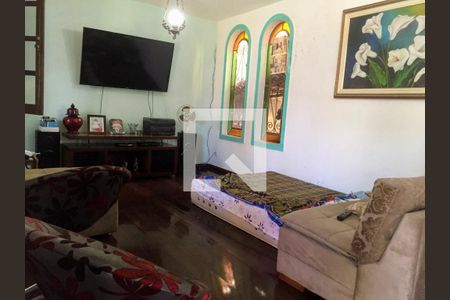 Casa à venda com 309m², 4 quartos e 2 vagas