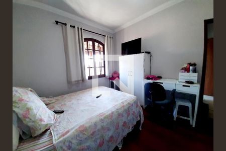 Casa à venda com 307m², 3 quartos e 2 vagas