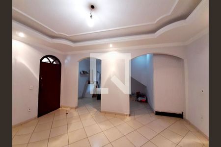 Casa à venda com 307m², 3 quartos e 2 vagas