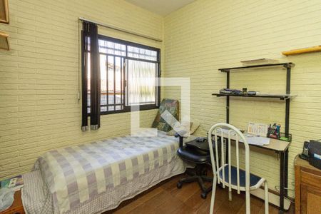 Casa à venda com 4 quartos, 159m² em Santa Terezinha, Belo Horizonte