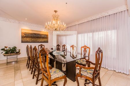 Apartamento à venda com 5 quartos, 500m² em Serra, Belo Horizonte