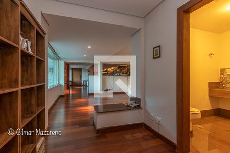 Casa à venda com 5 quartos, 955m² em Mangabeiras, Belo Horizonte