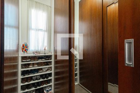 Apartamento à venda com 4 quartos, 126m² em Itapoã, Belo Horizonte