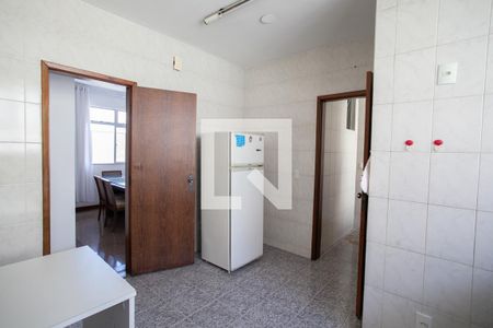Apartamento à venda com 103m², 3 quartos e 2 vagasCozinha