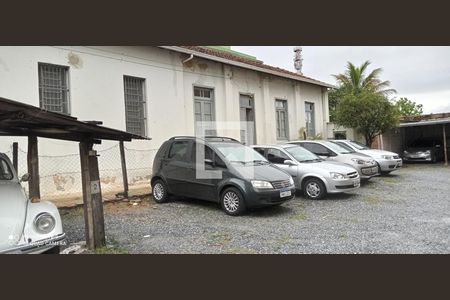 Casa à venda com 3 quartos, 620m² em Santa Tereza, Belo Horizonte
