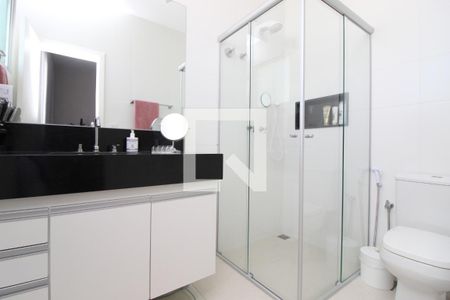 Apartamento para alugar com 160m², 4 quartos e 2 vagas