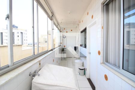 Apartamento para alugar com 160m², 4 quartos e 2 vagas