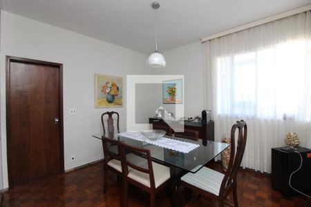 Apartamento para alugar com 4 quartos, 160m² em Santo Antônio, Belo Horizonte