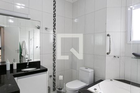 Casa à venda com 198m², 3 quartos e 4 vagasBanheiro da Suíte 1