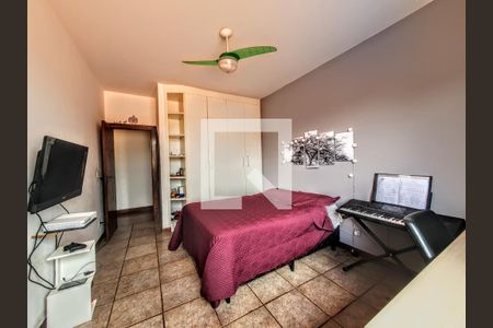 Casa à venda com 465m², 5 quartos e 5 vagas