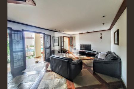 Casa para alugar com 5 quartos, 465m² em Santa Amélia, Belo Horizonte