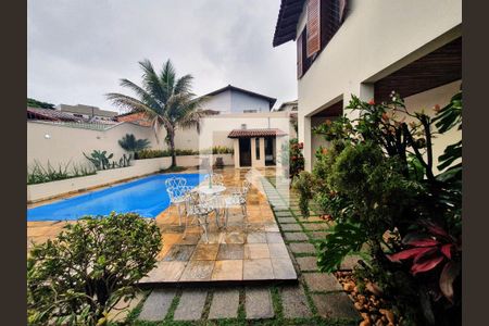Casa à venda com 465m², 5 quartos e 5 vagas