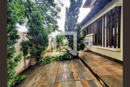 Casa à venda com 465m², 5 quartos e 5 vagas