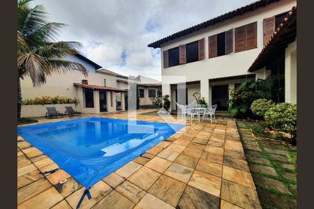 Casa à venda com 465m², 5 quartos e 5 vagas