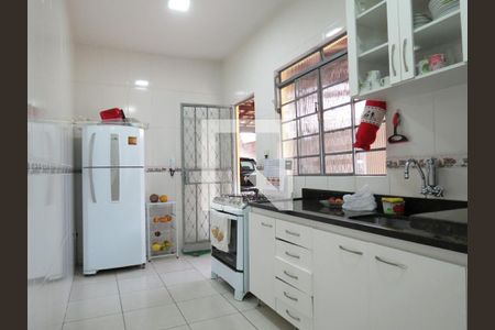 Casa à venda com 3 quartos, 155m² em Nova Vista, Belo Horizonte