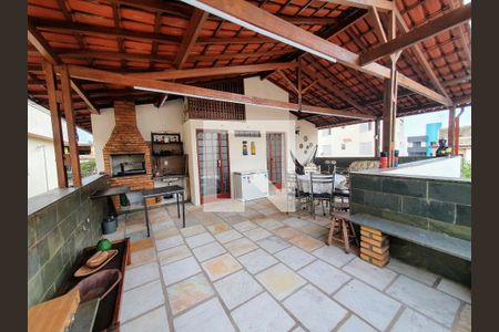 Casa à venda com 4 quartos, 325m² em Santa Rosa, Belo Horizonte