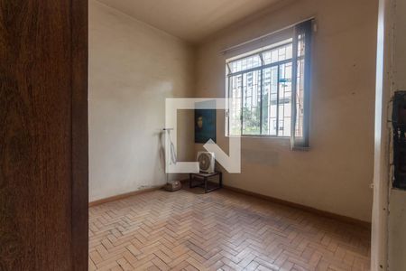 Apartamento à venda com 3 quartos, 110m² em Carmo, Belo Horizonte