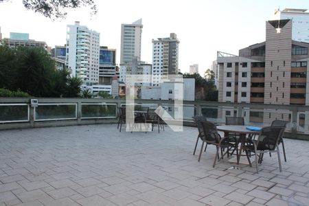 Apartamento à venda com 140m², 4 quartos e 2 vagas