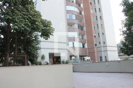 Apartamento à venda com 140m², 4 quartos e 2 vagas