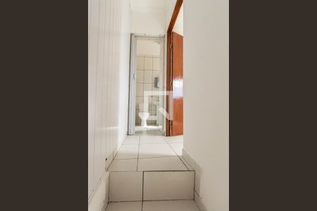 Escada de casa para alugar com 1 quarto, 52m² em Cidade Líder, São Paulo