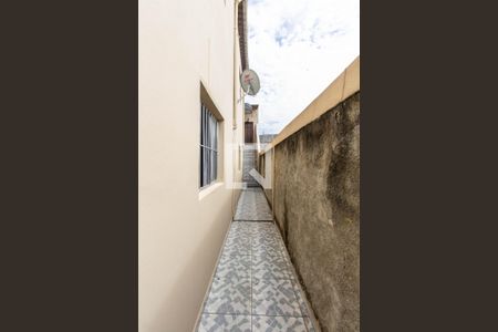 Casa para alugar com 52m², 1 quarto e sem vaga Casa para alugar com 52m², 1 quarto e sem vagaCorredor