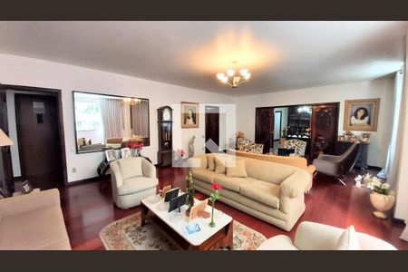 Apartamento à venda com 270m², 4 quartos e 1 vaga