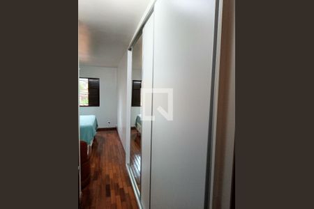 Casa à venda com 4 quartos, 236m² em Castelo, Belo Horizonte